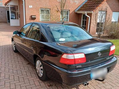 Gebraucht Opel Omega Elegance 155 PS (114 kW) 2000 Schwarz Limousine