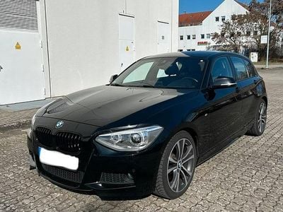 Begagnad BMW 125 M Sport 218 HK (160 kW) 2012 Svart Halvkombi