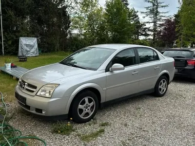 Occasion Opel Vectra 155 ch (114 kW) 2004 Argent Berline