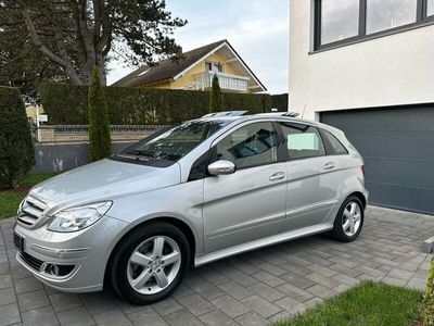 gebraucht Mercedes B200 *1.HAND*NAVI*AUTOMATIK*53tkm*