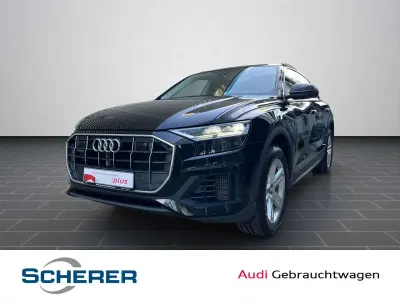Gebraucht Audi Q8 Basis 340 PS (250 kW) 2022 Mythosschwarz metallic (metallic) SUV