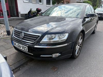 VW Phaeton