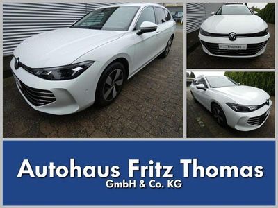 Pure white (weiß) Gebraucht 2024 VW Passat Business Kombi | 32.950 € (Guter Preis)