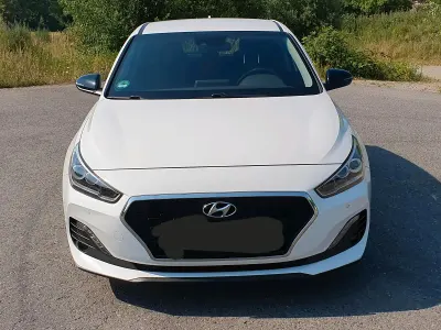 Gebraucht Hyundai i30 120 PS (88 kW) 2019 Weiß Limousine