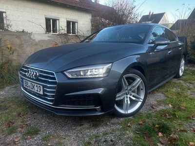 Grau Gebraucht 2018 Audi A5 Sportback S-Line Kleinwagen | 29.800 € (Guter Preis)