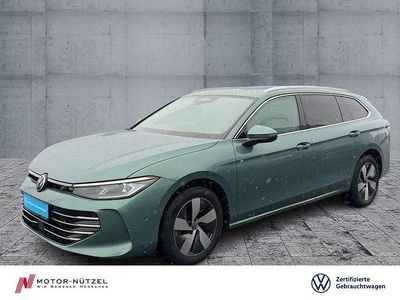 Second-hand VW Passat Elegance 193 CP (141 kW) 2025 Verde Break