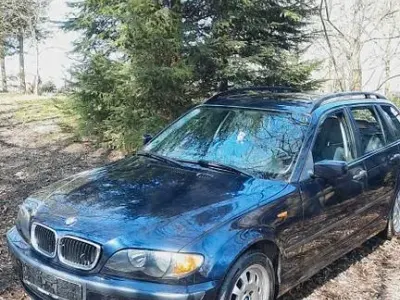 Gebraucht BMW 318 143 PS (105 kW) 2002 Blau Kombi