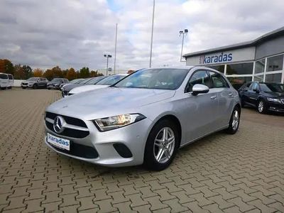 Usata Mercedes A180 136 CV (100 kW) 2019 Argento Berlina