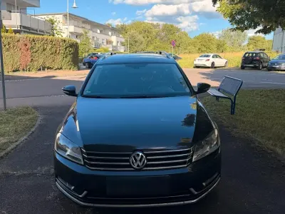 Gebraucht VW Passat 140 PS (102 kW) 2011 Braun Kombi