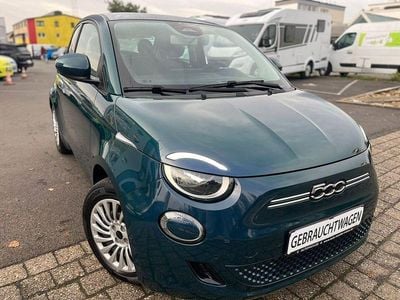 Gebraucht Fiat 500e 86 kW (118 PS) 2023 Grün Kleinwagen