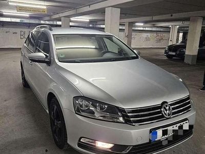 Gebraucht VW Passat Trendline 140 PS (102 kW) 2014 Grau Kombi