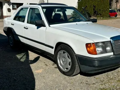 Gebraucht Mercedes E300 1984 Weiß Limousine