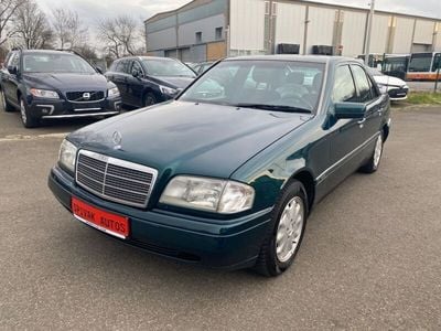 Gebraucht Mercedes C220 Elegance 150 PS (110 kW) 1996 Grün Limousine
