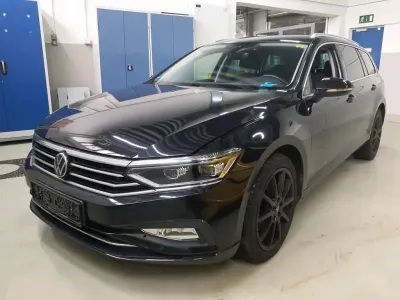 Gebraucht VW Passat Business 200 PS (147 kW) 2021 Schwarz Kombi