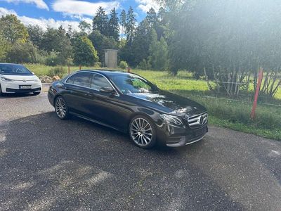 Mercedes E200