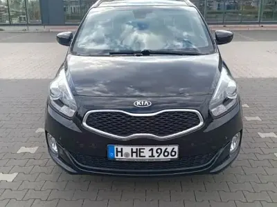 Gebraucht Kia Carens DREAM-TEAM Edition 136 PS (100 kW) 2014 Schwarz Van / Kleinbus