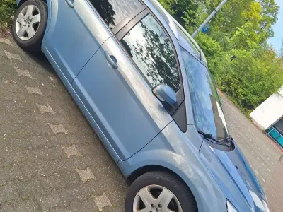 Usata Ford Focus 101 CV (74 kW) 2008 Blu Station wagon