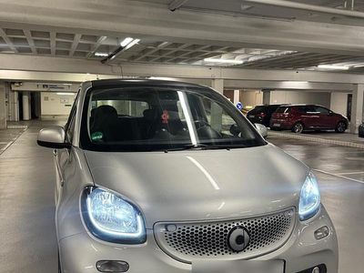 Gebraucht Smart ForFour 90 PS (66 kW) 2015 Grau Kleinwagen