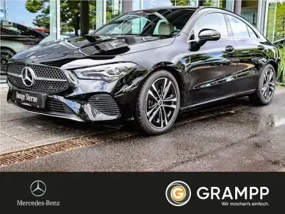 Gebraucht Mercedes CLA180 Advanced 136 PS (100 kW) 2025 Schwarz Limousine