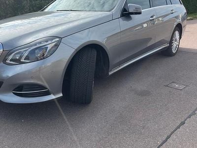 Mercedes E300