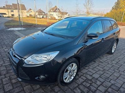 Schwarz Gebraucht 2014 Ford Focus Trend Kombi | 2.999 € (Guter Preis)