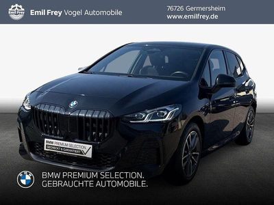 Gebraucht BMW 220 Active Tourer Performance 156 PS (114 kW) 2023 Saphirschwarz metallic Van / Kleinbus