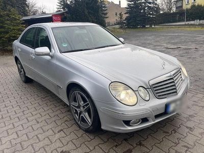 Mercedes E320