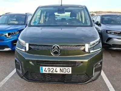 Gebraucht Citroën e-Berlingo 100 kW (137 PS) 2025 Grün Van / Kleinbus