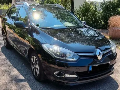 Gebraucht Renault Mégane III LIMITED 110 PS (80 kW) 2015 Schwarz Limousine