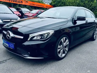 Gebraucht Mercedes CLA180 122 PS (89 kW) 2017 Schwarz Coupé
