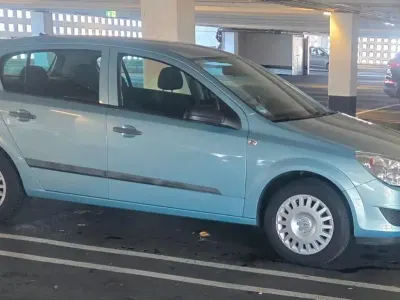 Gebraucht Opel Astra Eco 90 PS (66 kW) 2009 Blau Limousine