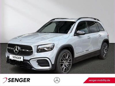 Grau Gebraucht 2025 Mercedes GLB200 AMG SUV | 47.990 € (Teuer)