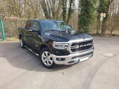 Gebraucht RAM 1500 401 PS (294 kW) 2020 Schwarz Pickup