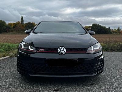 Gebraucht VW Golf VII GTI 230 PS (169 kW) 2016 Schwarz Limousine