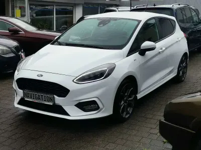 Gebraucht Ford Fiesta ST-Line 125 PS (91 kW) 2020 Frostweiß Kleinwagen
