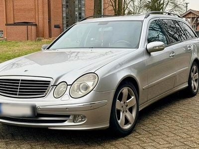 Gebraucht Mercedes E320 204 PS (150 kW) 2003 Silber Kombi