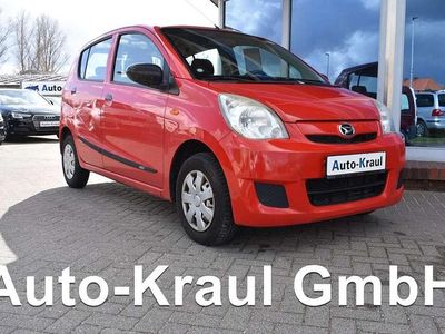 Gebraucht Daihatsu Cuore 69 PS (50 kW) 2010 Rot Kleinwagen