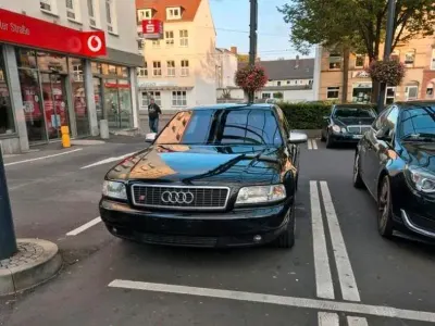 Gebraucht Audi S8 360 PS (264 kW) 2000 Schwarz Limousine