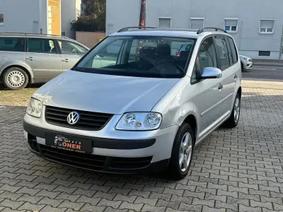 Gebraucht VW Touran Conceptline 90 PS (66 kW) 2005 Reflexsilber metallic Van / Kleinbus