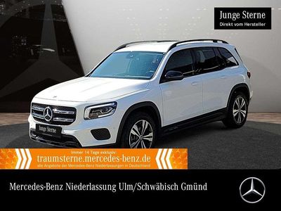 Mercedes GLB220