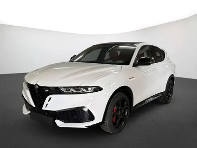 Neu Alfa Romeo Tonale Veloce 174 PS (127 kW) 2026 Weiß SUV