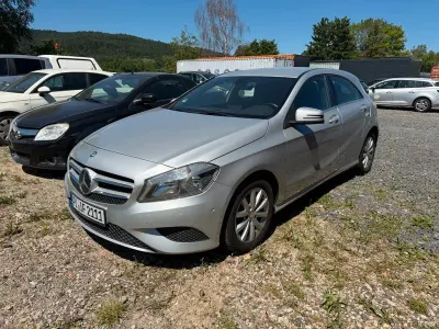Gebraucht Mercedes A180 122 PS (89 kW) 2013 Silber Limousine