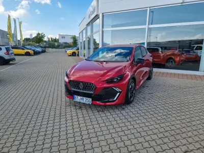 Neu Renault Clio V Techno 158 PS (116 kW) 2026 Rot Limousine