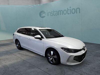 Weiß Gebraucht 2024 VW Passat Elegance Kombi | 43.600 € (Etwas zu teuer)