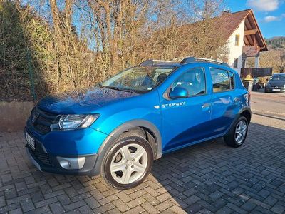Gebraucht Dacia Sandero Prestige 90 PS (66 kW) 2016 Blau Limousine