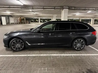 Gebraucht BMW 520 190 PS (139 kW) 2017 Grau Kombi