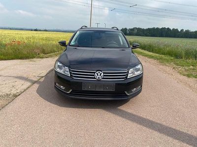 Gebraucht VW Passat 140 PS (102 kW) 2014 Schwarz Kombi