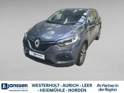 Używany Renault Kadjar Zen 140 KM (102 kW) 2021 Szary SUV