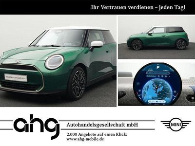 Second-hand Mini Cooper Favoured 135 kW (184 CP) 2024 Verde Hatchback