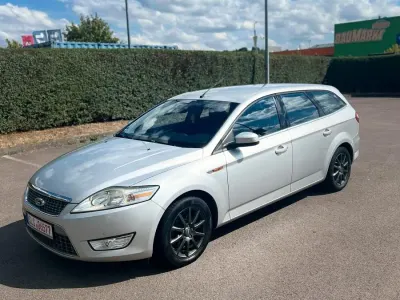 Gebraucht Ford Mondeo Titanium 175 PS (128 kW) 2009 Silber Kombi